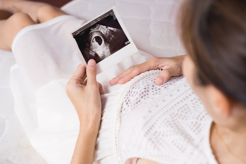 Rejestracja Przebiegu Ciąży oraz Znaczenie Skrótów Ultrasonograficznych